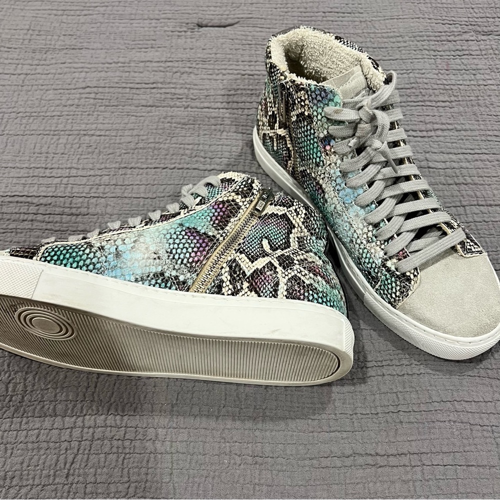 P448 Star Embossed High Top Sneaker 38 EU Ice Python Snake Print - Picture 8 of 10